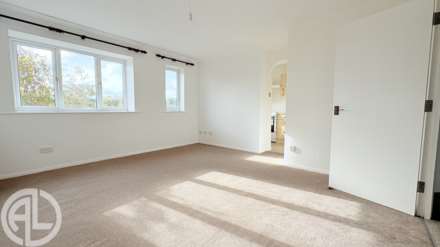 Haysman Close, Letchworth Garden City, SG6 2JA, Image 2