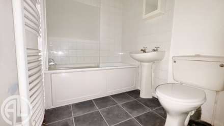 Leys Avenue, Letchworth Garden City, SG6 3ED, Image 6