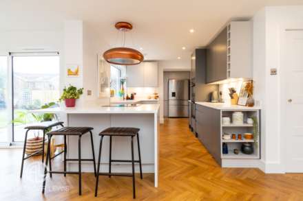 Blackmore, Letchworth Garden City, SG6 2SY, Image 10