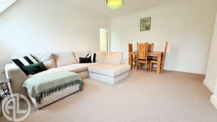 Roxley Manor, Willian, SG6 2DP, Image 2