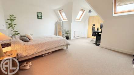 Roxley Manor, Willian, SG6 2DP, Image 4