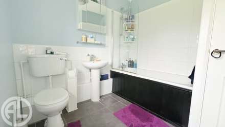 Glebe Road, Letchworth Garden City, SG6 1DY, Image 8