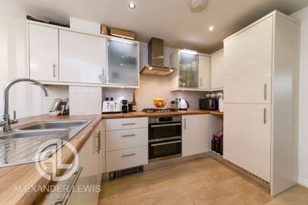 Aspen Gardens, Stotfold, SG5 4RS, Image 3