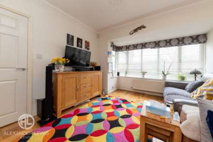 Nursery Court, Letchworth Garden City, SG6 4TS, Image 5