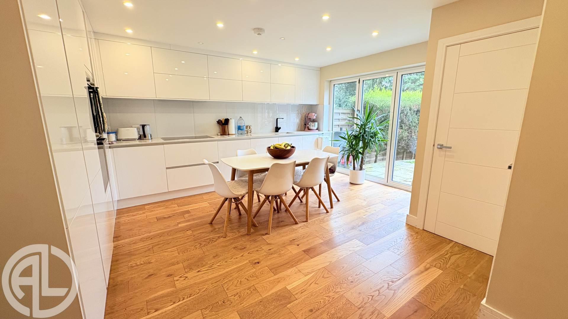 Holmdale, Letchworth Garden City, SG6 1QQ, Image 4