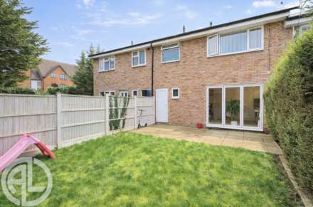 Holmdale, Letchworth Garden City, SG6 1QQ, Image 16