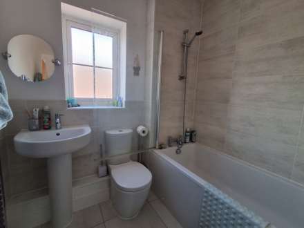 Stadium Close, Stotfold, SG5 4TJ, Image 10