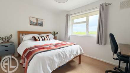 Eastern Way, Letchworth Garden City, SG6 4PF, Image 10