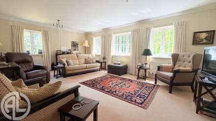 Roxley Manor, Willian, SG6 2DP, Image 2