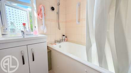 Caslon Way, Letchworth Garden City, SG6 4QJ, Image 10