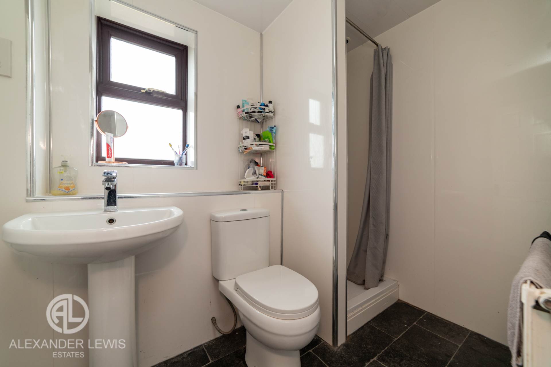 Applecroft, Lower Stondon, SG16 6NB, Image 17