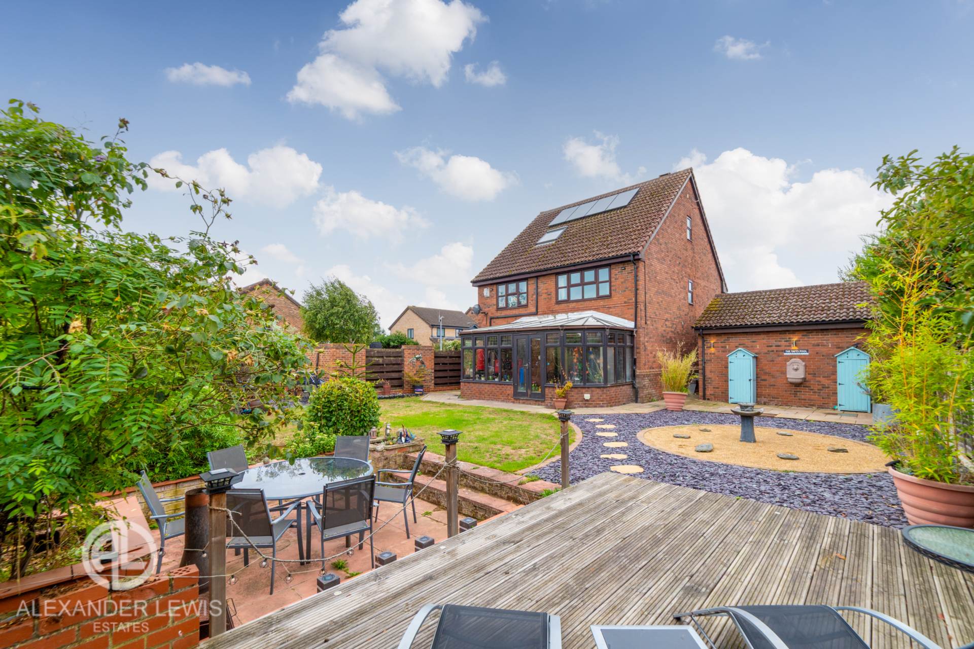 Applecroft, Lower Stondon, SG16 6NB, Image 25