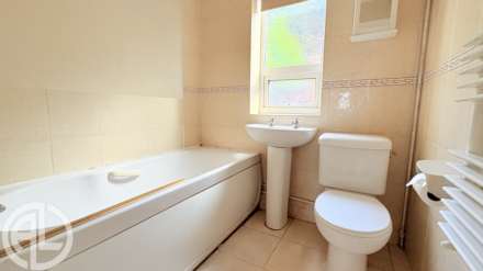 Lawrence Avenue, Letchworth Garden City, SG6 2EX, Image 6