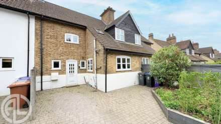 Ridge Road, Letchworth Garden City, SG6 1PS, Image 1