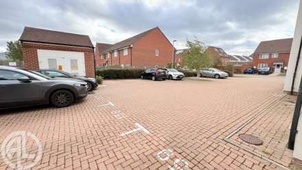 George Court, Letchworth Garden City, SG6 1GU, Image 13