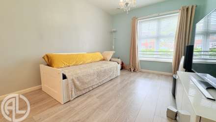 George Court, Letchworth Garden City, SG6 1GU, Image 2