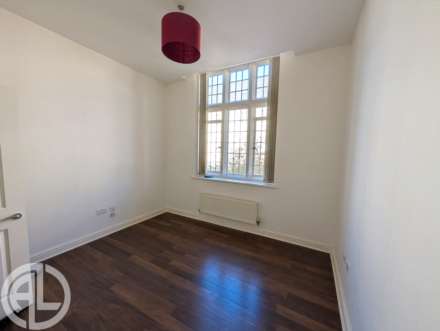 Apt 138,  South Wing, Fairfield Hall, Stotfold, SG5 4FY, Image 6