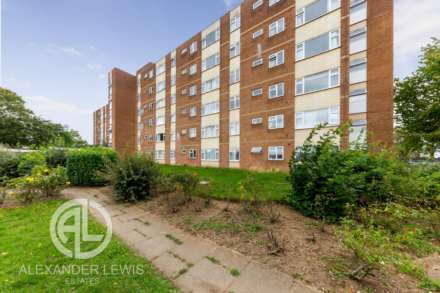 Bittern Way, Letchworth Garden City, SG6 4TL, Image 1