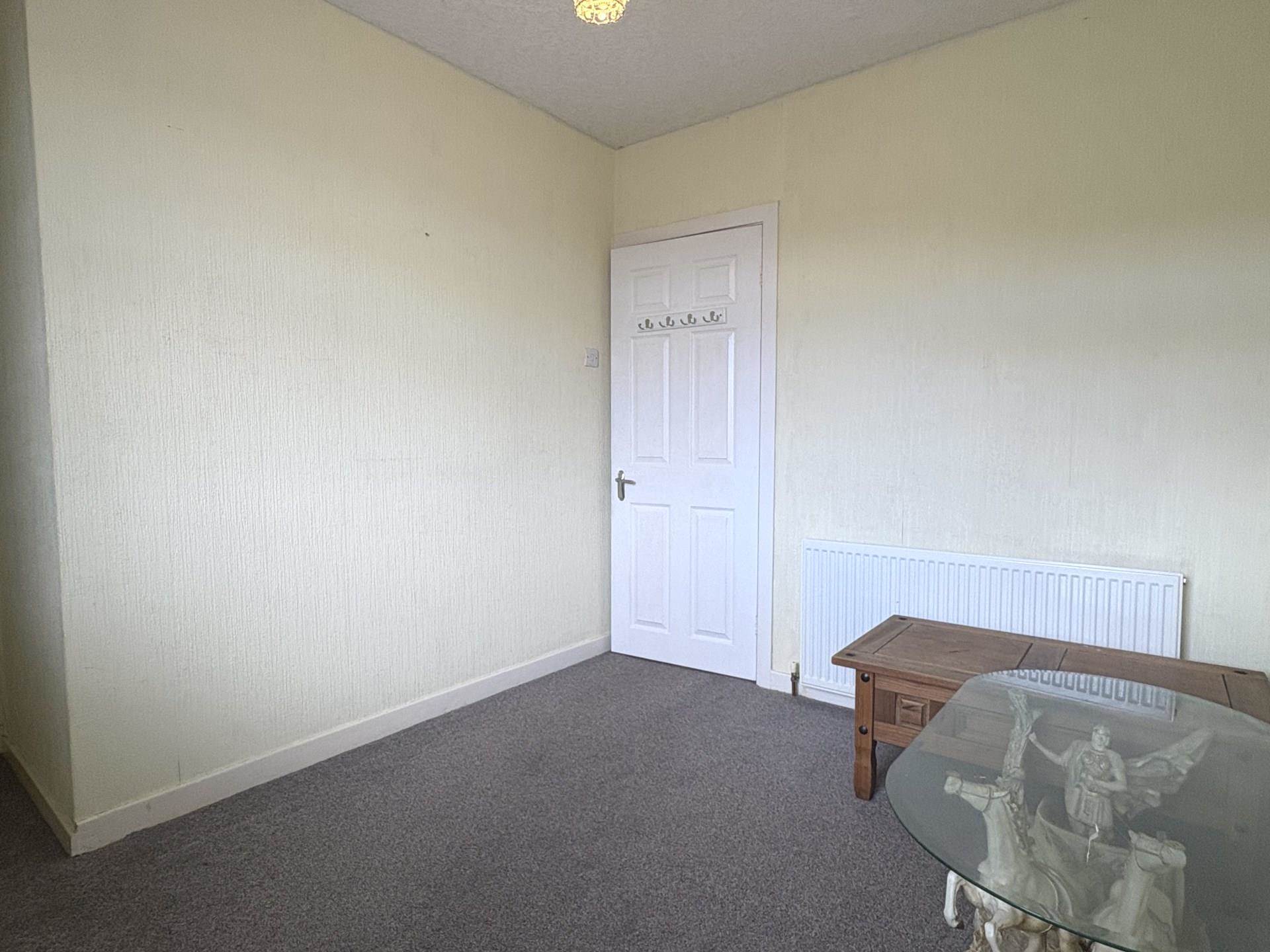 Holden Fold Lane, Royton, Image 12