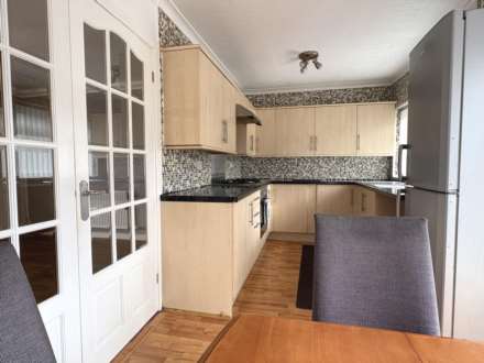 Holden Fold Lane, Royton, Image 3