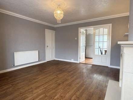 Holden Fold Lane, Royton, Image 4