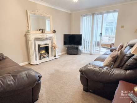 Luzley Brook Road, Royton, Image 10