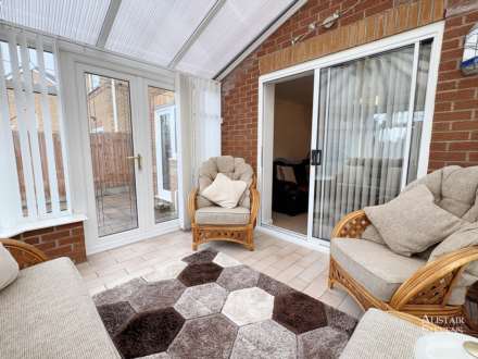 Luzley Brook Road, Royton, Image 12