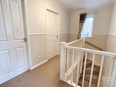 Luzley Brook Road, Royton, Image 13