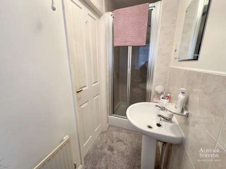 Luzley Brook Road, Royton, Image 17