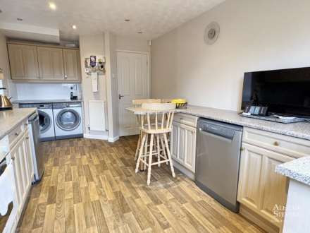 Luzley Brook Road, Royton, Image 7