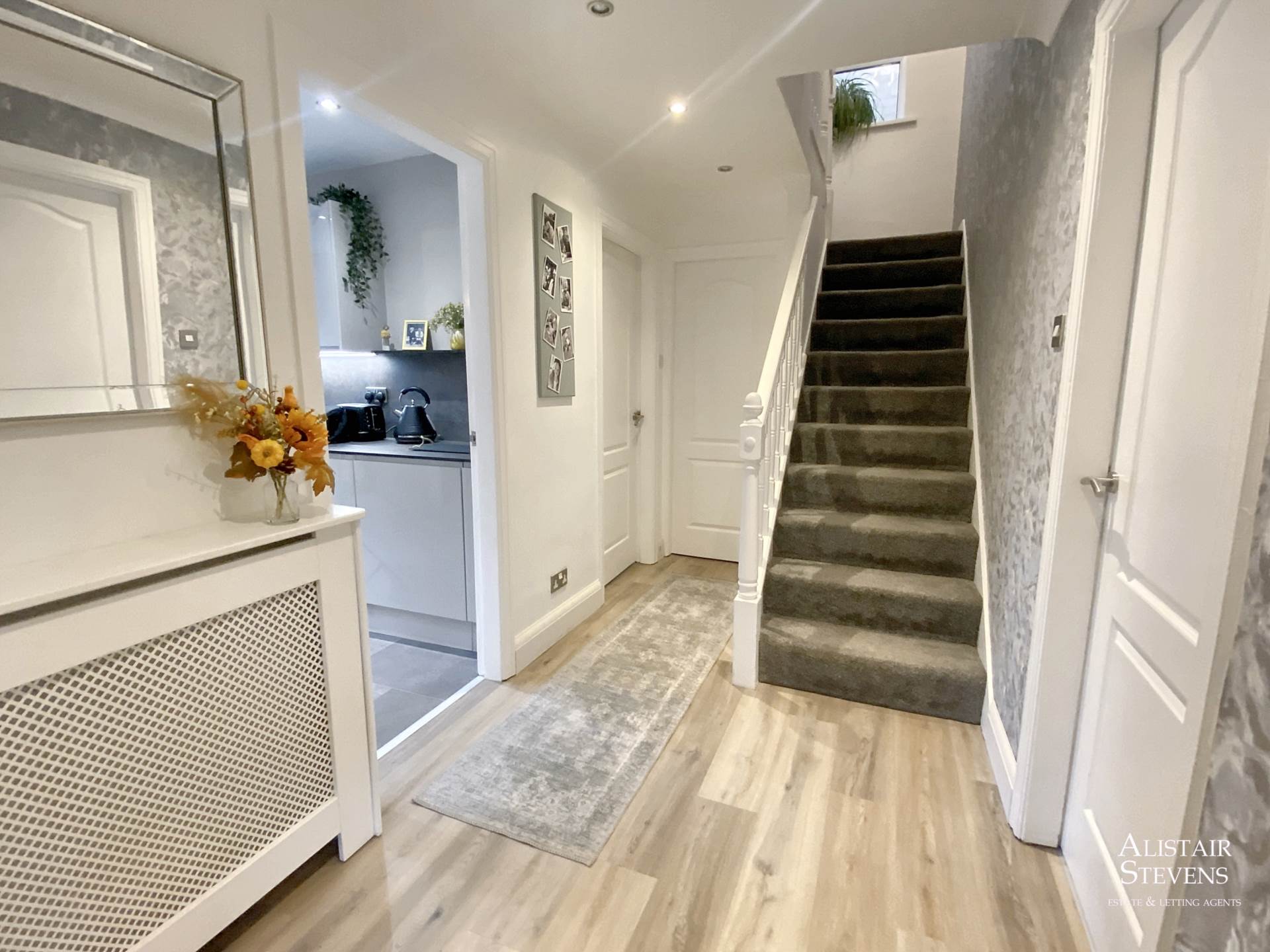 Delta Close, Royton, Image 2