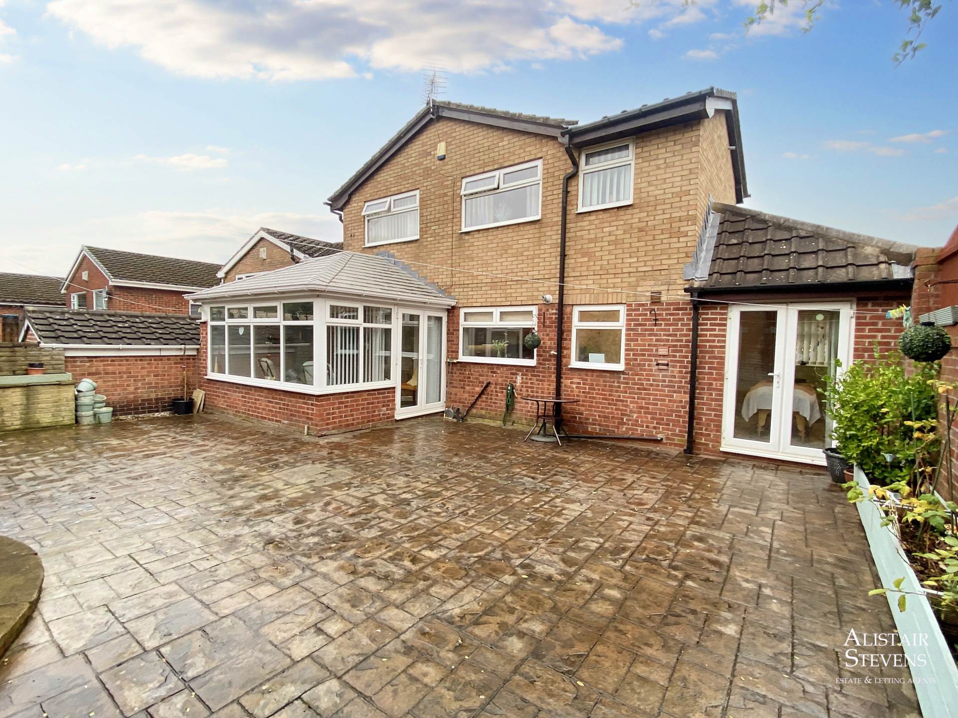 Delta Close, Royton, Image 27