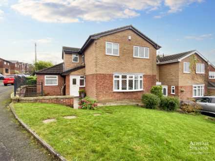 4 Bedroom Detached, Delta Close, Royton