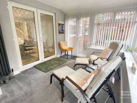 Delta Close, Royton, Image 11