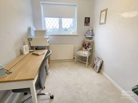 Delta Close, Royton, Image 23