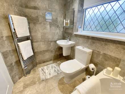 Delta Close, Royton, Image 25