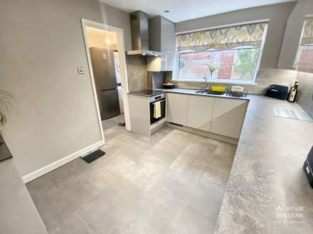Delta Close, Royton, Image 4