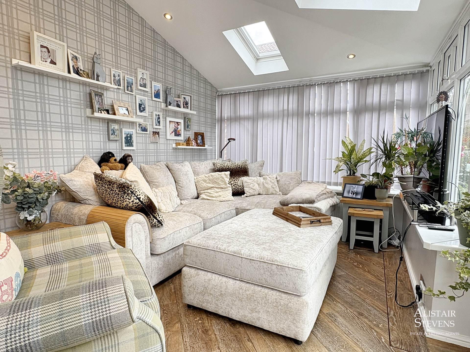 Marlwood Way, Royton, Image 12