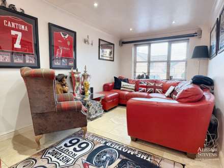 Marlwood Way, Royton, Image 14