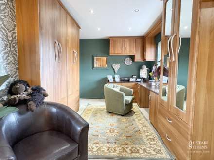 Marlwood Way, Royton, Image 19