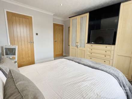 Marlwood Way, Royton, Image 24