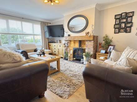 Marlwood Way, Royton, Image 5