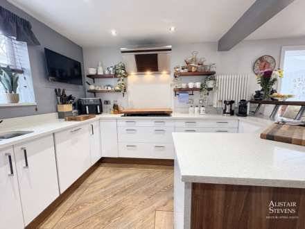 Marlwood Way, Royton, Image 9