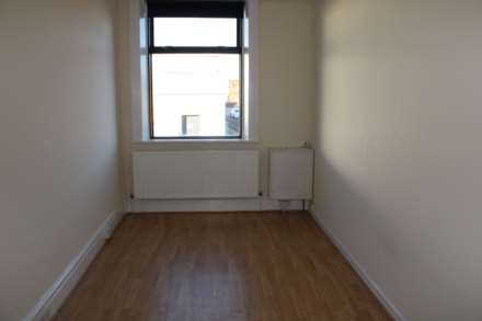 Middleton Road, Royton, Image 5