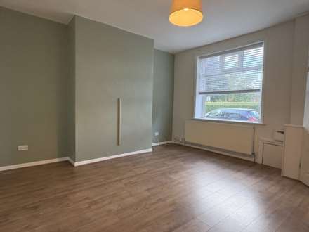 Burnley Lane, Chadderton, Image 2