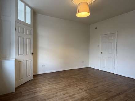 Burnley Lane, Chadderton, Image 4