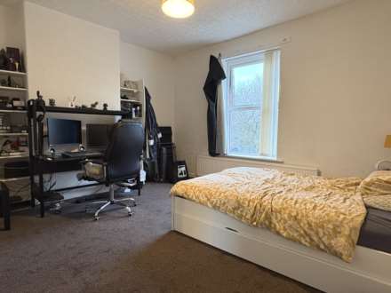 High Barn Street, Royton, Oldham, Image 7