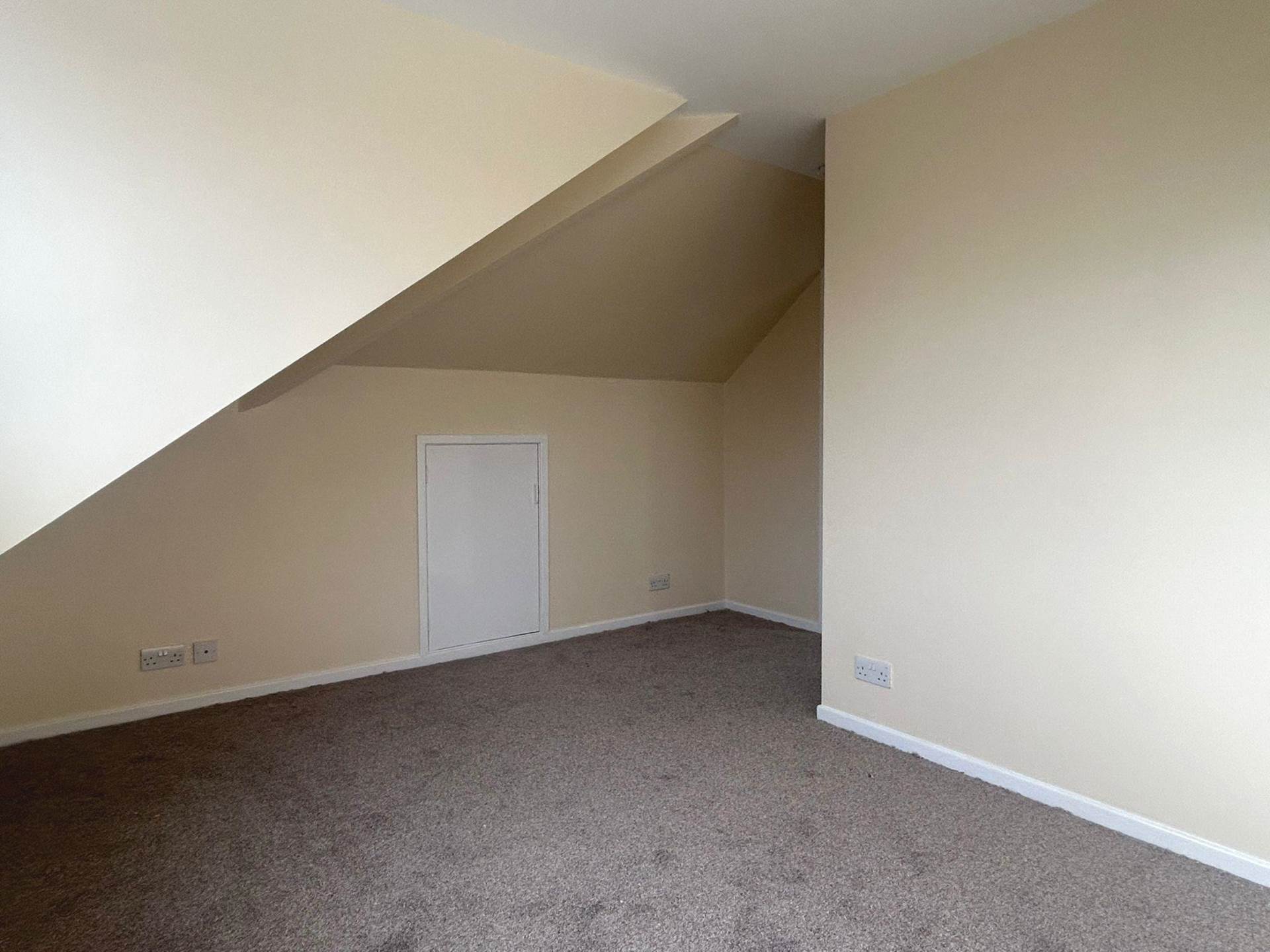 Carlton Way, Royton, Image 9