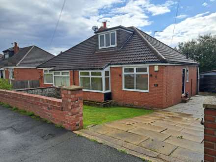 Carlton Way, Royton, Image 1