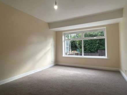 Carlton Way, Royton, Image 7